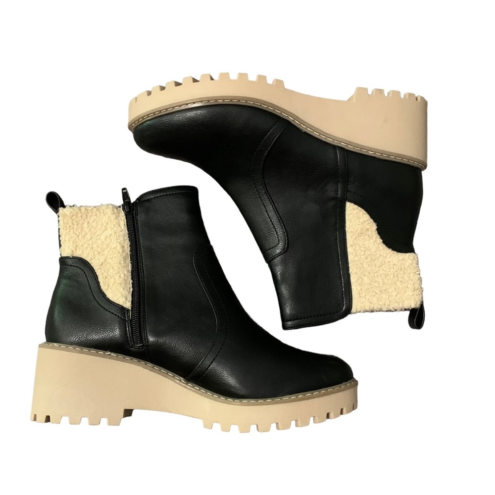 DOLCE VITA DV NWOT “REACHER” Black and Sherpa Zipper Ankle Bootie Size 11